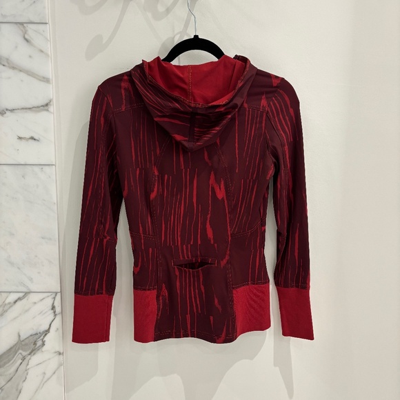 Adidas by Stella McCartney Red Long Sleeve Hooded Shirt Size Small - Picture 4 of 8